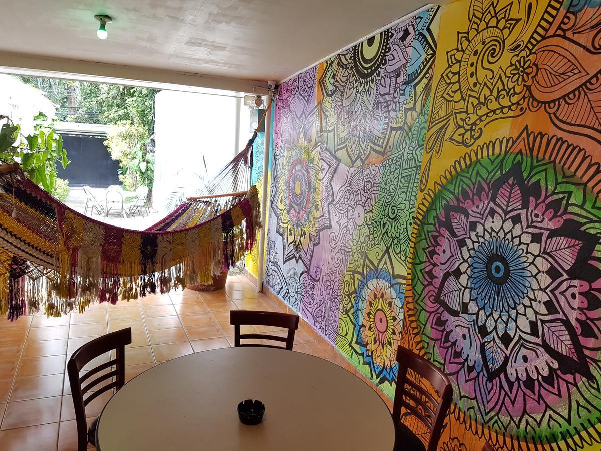 Hostal Aqui Me Quedo 圣佩德罗苏拉 外观 照片