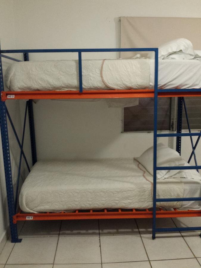 Hostal Aqui Me Quedo 圣佩德罗苏拉 外观 照片